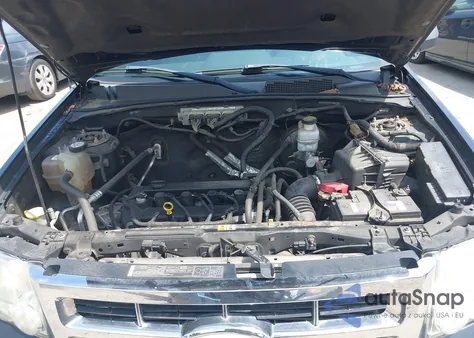 2011 Ford Escape Xlt z USA, uszkodzony, nr VIN 1FMCU9D71BKA12061